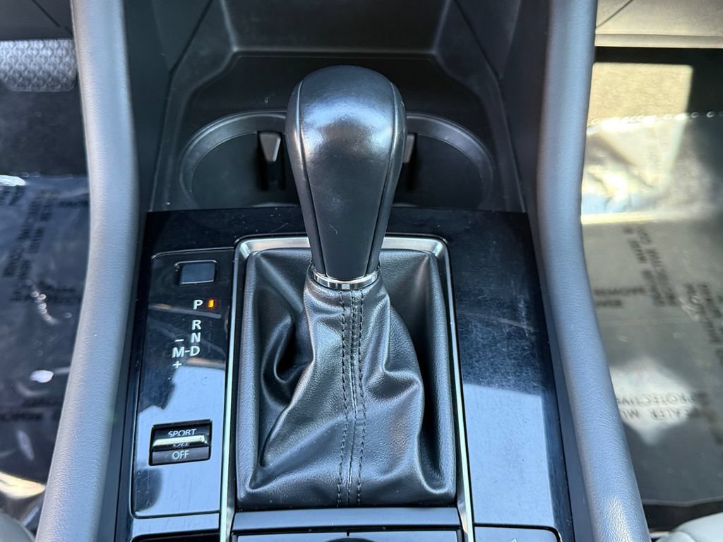 Used 2020 MAZDA MAZDA3 Sedan w/ Preferred Package FWD image 18