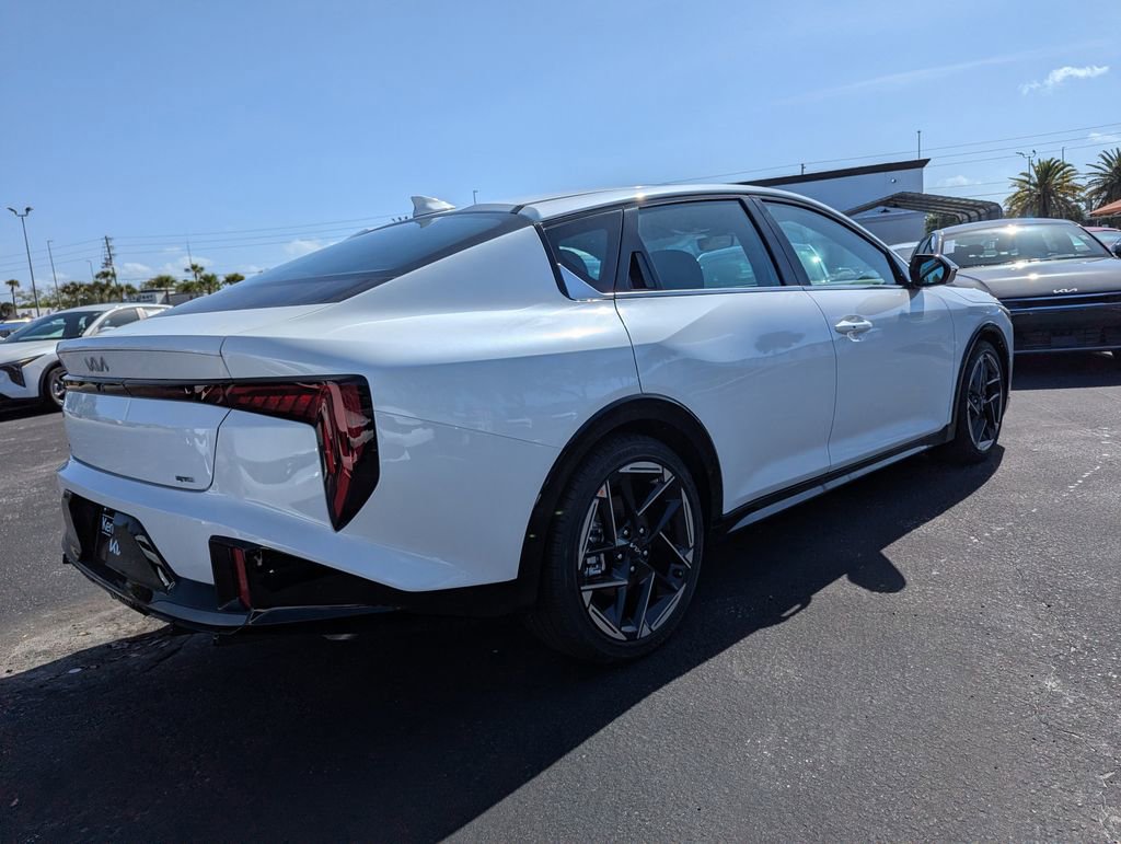 New 2026 Kia K4 GT-Line image 8