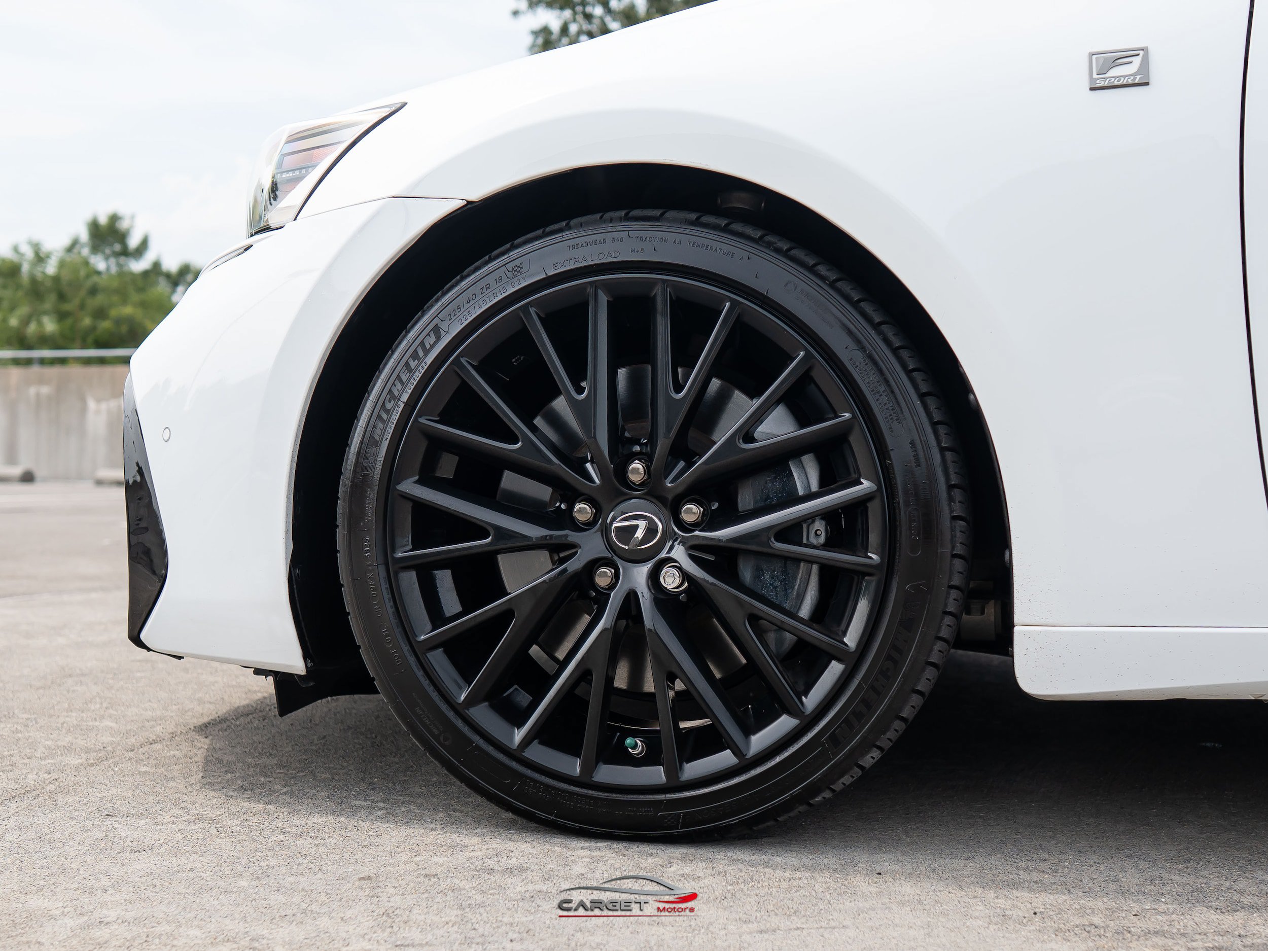 Used 2019 Lexus IS 300 F Sport w/ F Sport Package RWD image 10