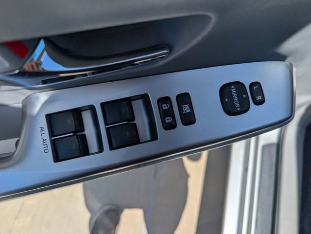 Used 2015 Toyota Prius V Five w/ Advanced Technology Package FWD image 19