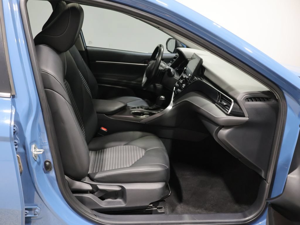 Used 2023 Toyota Camry SE w/ Audio Upgrade Package FWD image 24