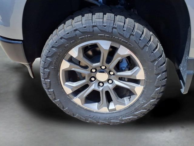 New 2026 Chevrolet Silverado 1500 W/T w/ LPO, Dark Essentials Package AWD/4WD image 15