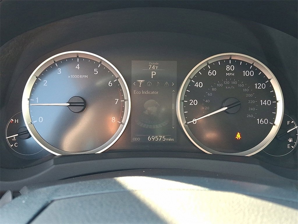 Used 2015 Lexus IS 350 AWD image 25