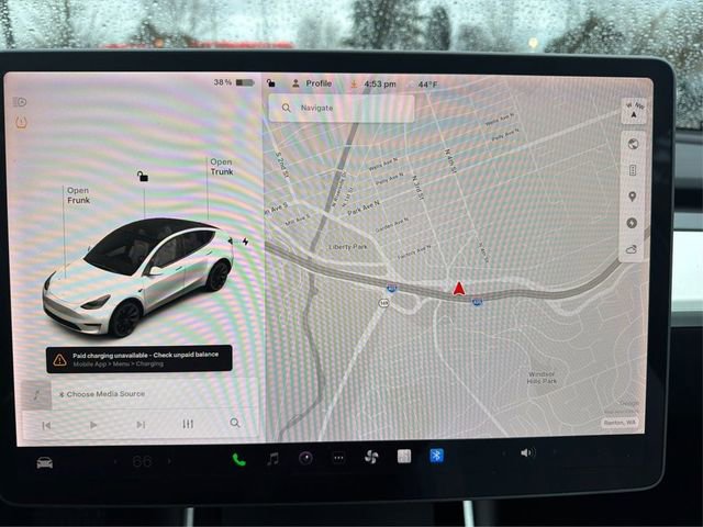 Used 2020 Tesla Model Y Long Range image 14