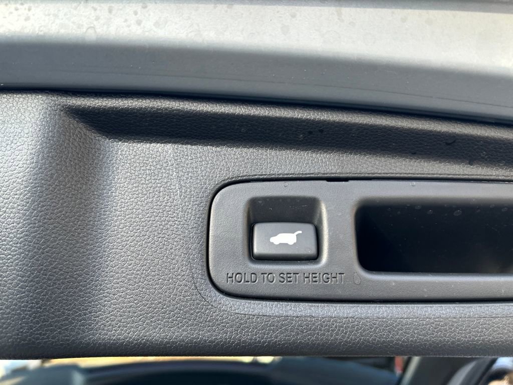 Used 2026 Honda CR-V Sport-L image 32
