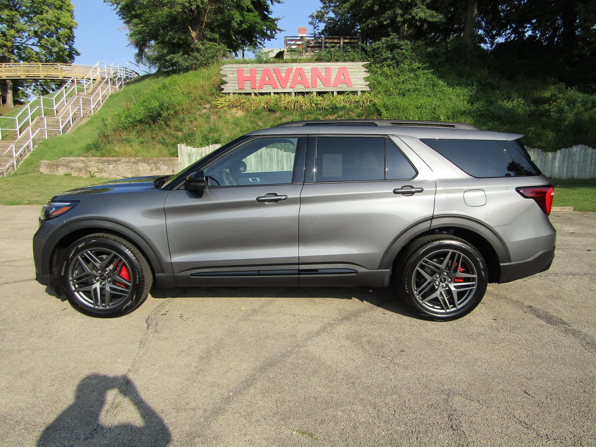 New 2027 Ford Explorer ST w/ Sun And Sound Package AWD/4WD image 1