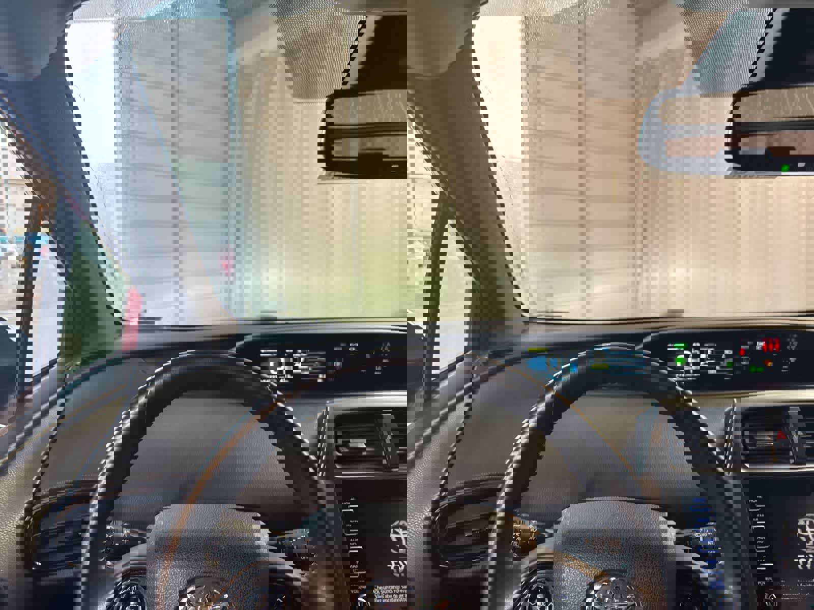 Used 2021 Toyota Prius image 27