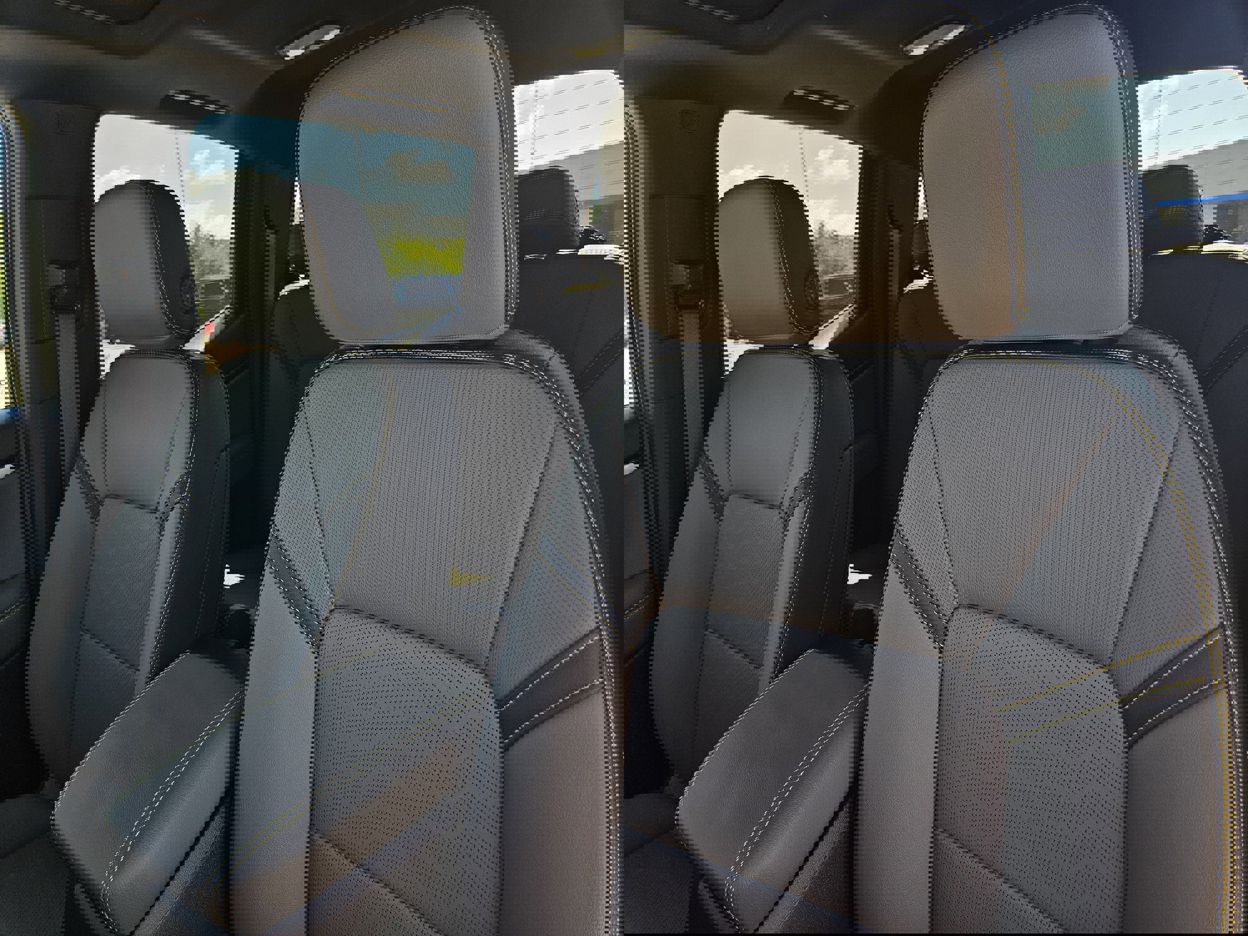 New 2026 Chevrolet Colorado ZR2 w/ Technology Package image 18