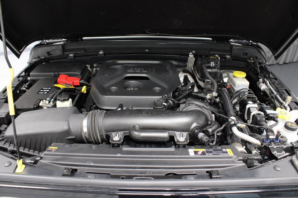 Used 2024 Jeep Wrangler Sahara image 14