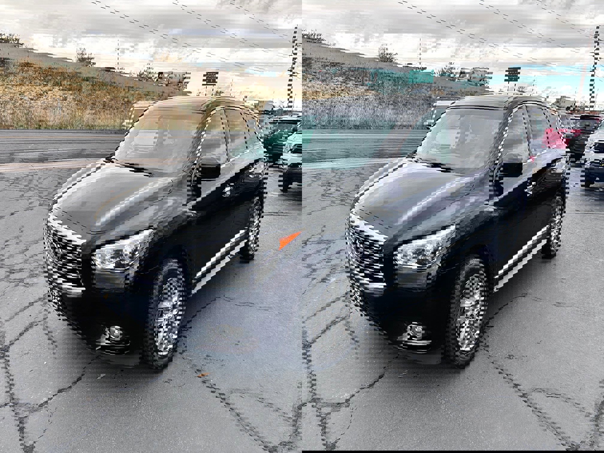 Used 2015 INFINITI QX60 Luxe image 2