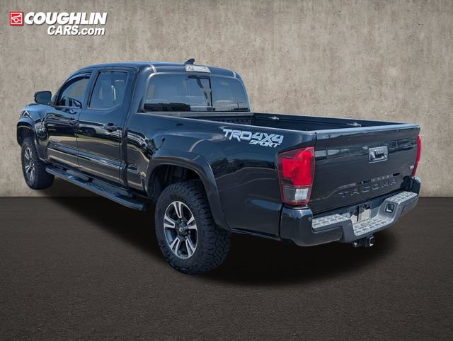 Used 2019 Toyota Tacoma TRD Sport w/ Technology Package AWD/4WD image 5