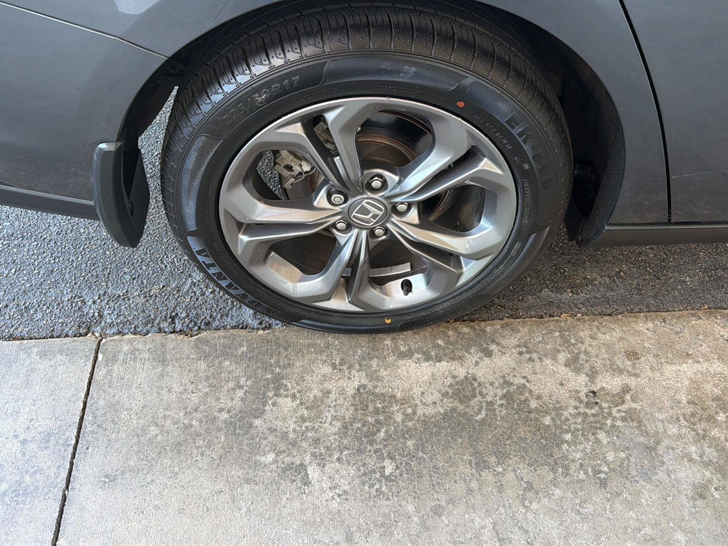 Used 2023 Honda Accord EX image 38