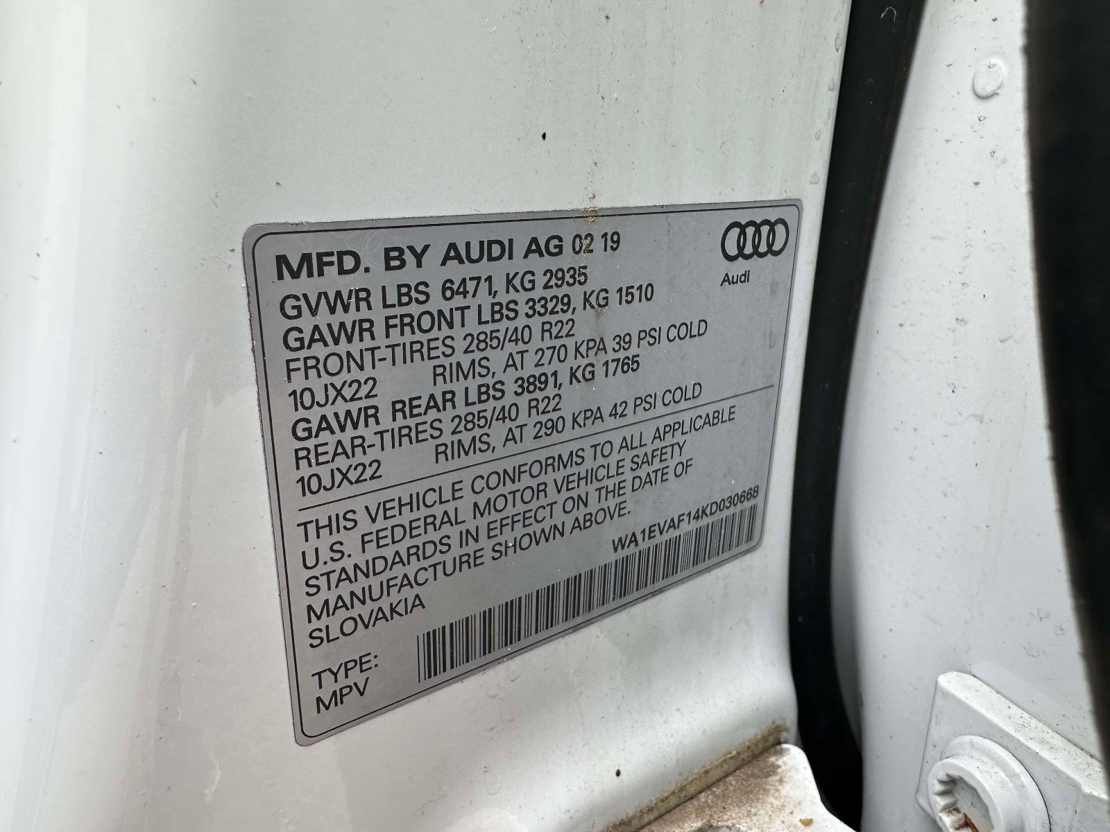 Used 2019 Audi Q8 Premium Plus w/ Premium Plus AWD/4WD image 40