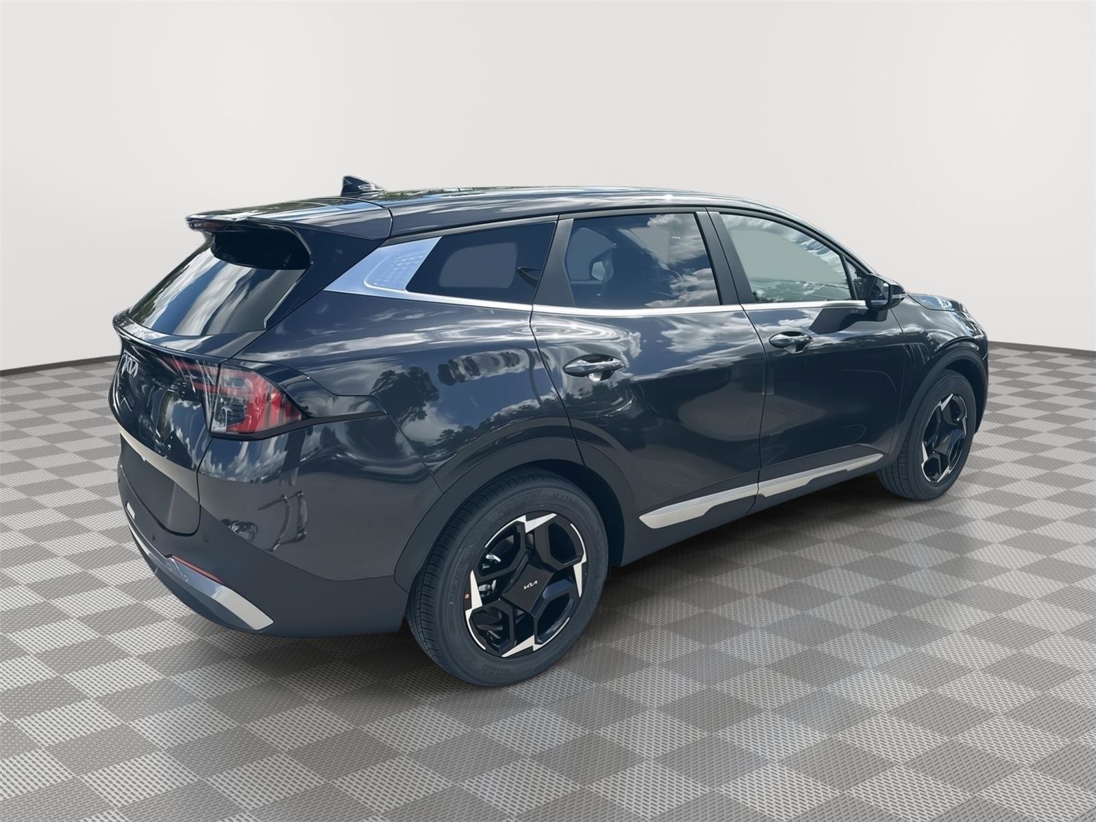 New 2026 Kia Sportage EX image 4