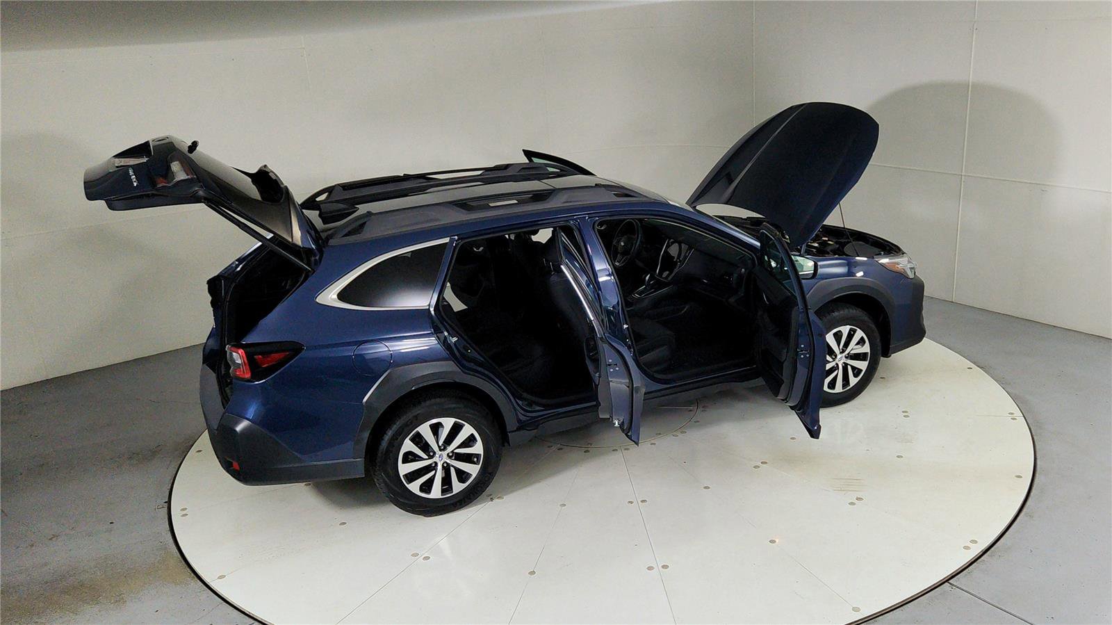 Used 2023 Subaru Outback Premium image 46