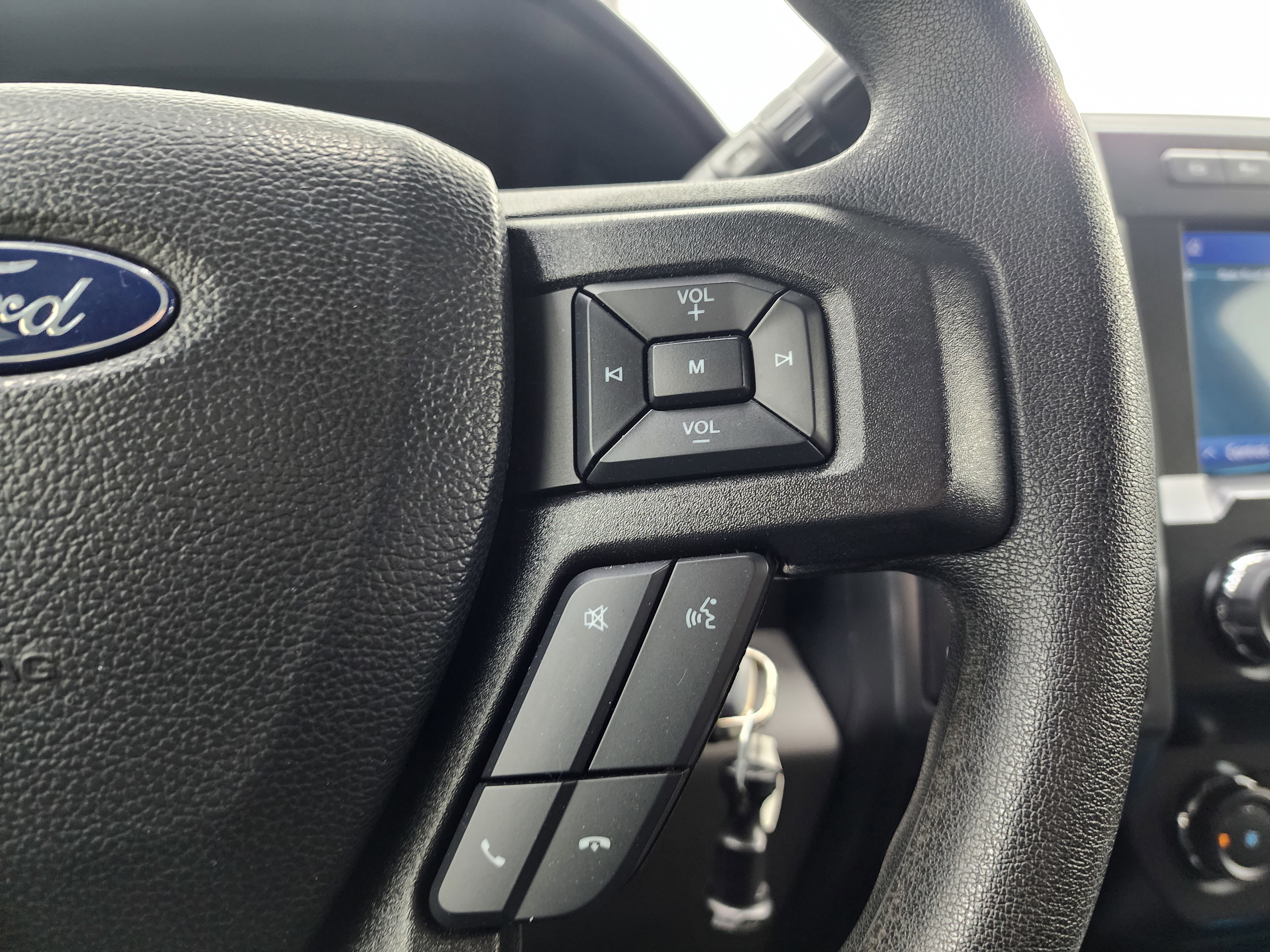 Used 2021 Ford F250 XLT w/ XLT Premium Package AWD/4WD image 14