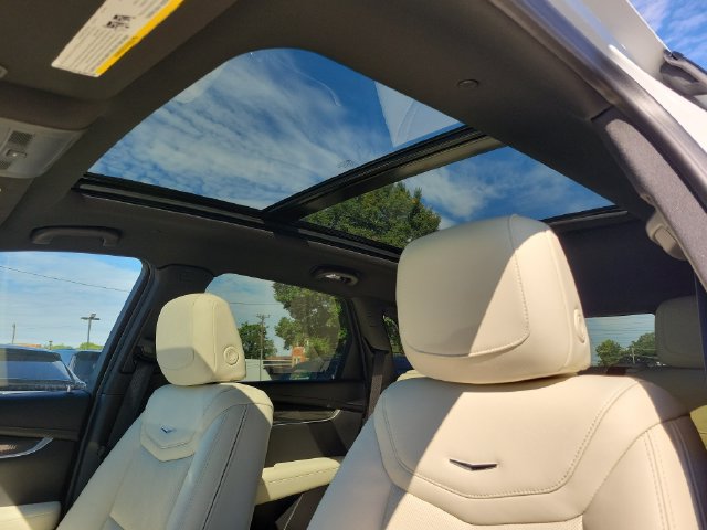 New 2026 Cadillac XT5 Sportv w/ LPO, Floor Liner Package AWD/4WD image 27