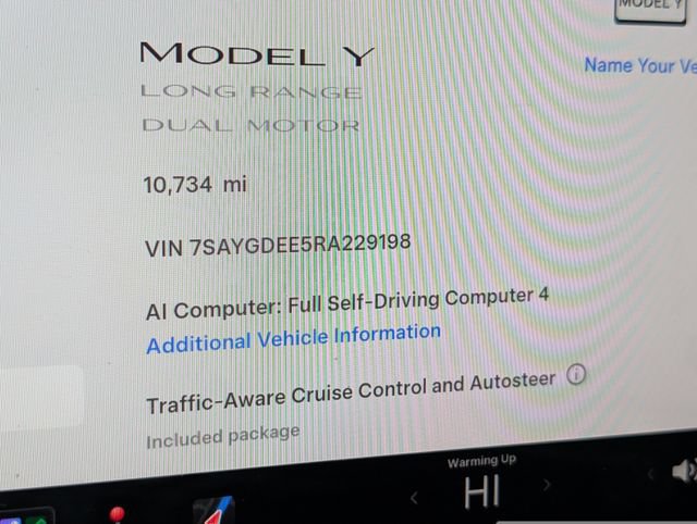 Used 2024 Tesla Model Y Long Range AWD/4WD image 28
