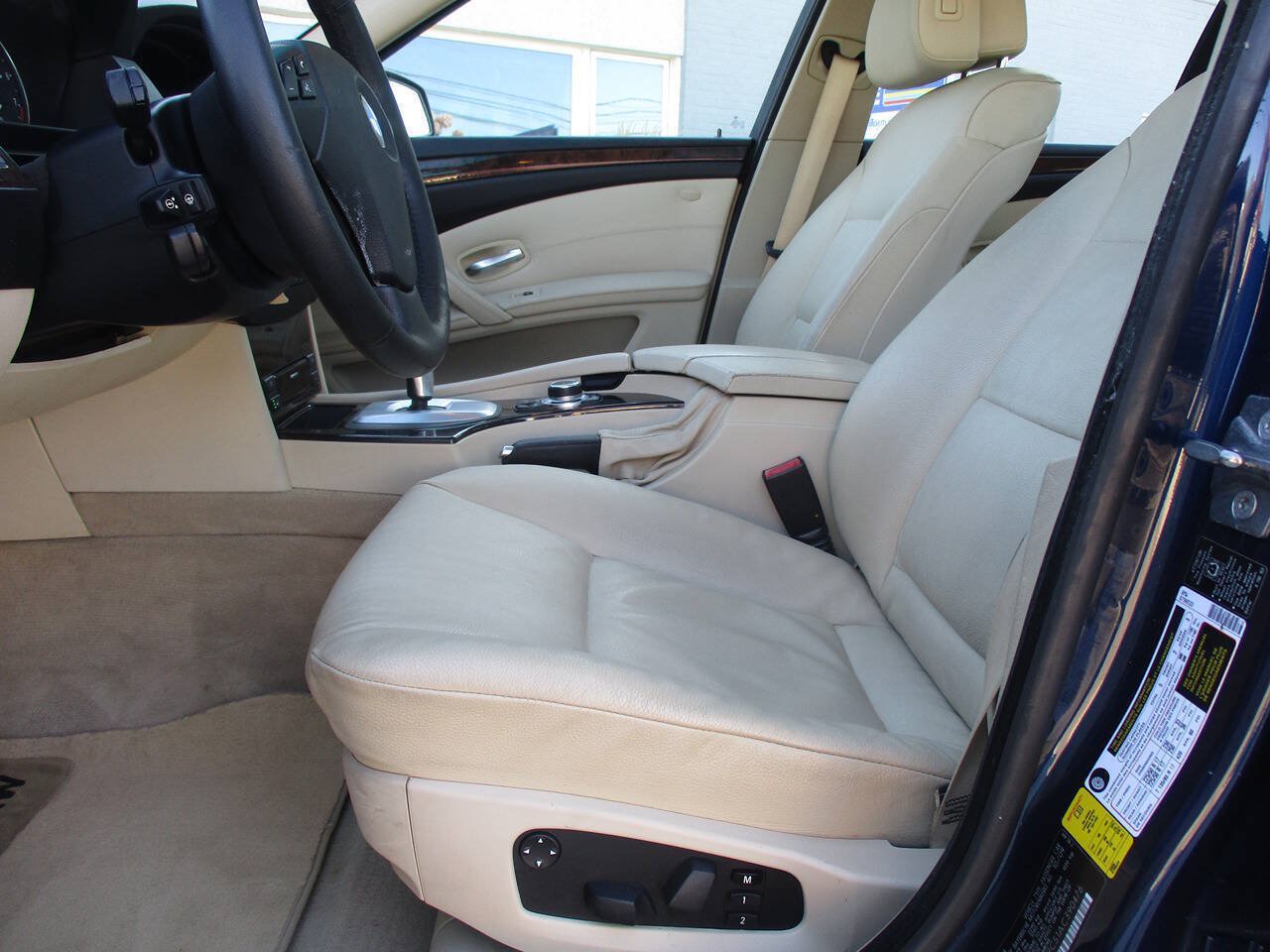Used 2010 BMW 535i xDrive Sedan AWD/4WD image 17