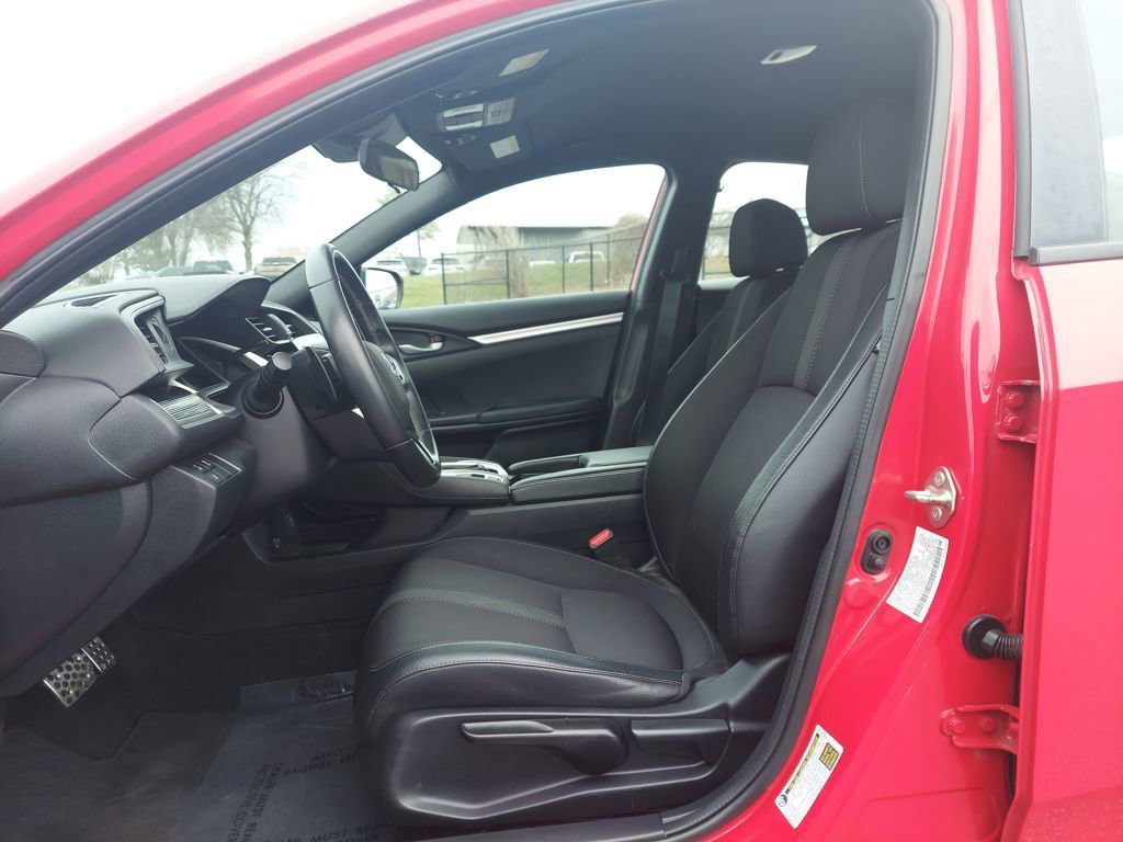 Used 2020 Honda Civic Sport image 11