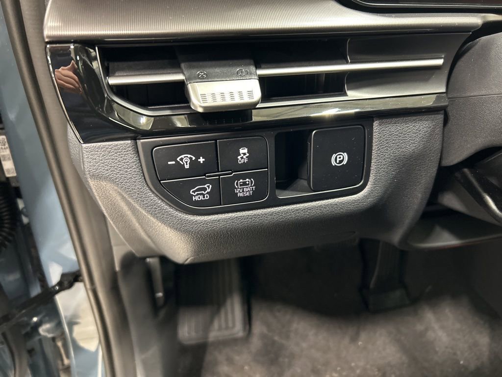 New 2026 Kia Sportage EX image 11