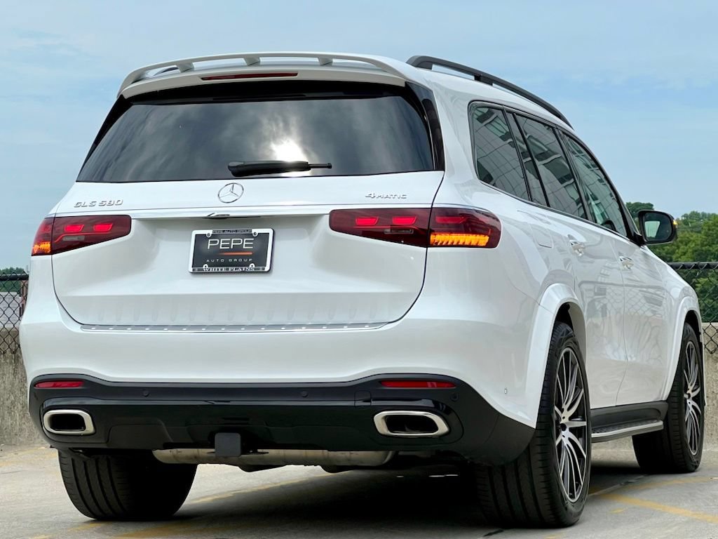 Certified 2025 Mercedes-Benz GLS 580 4MATIC image 7
