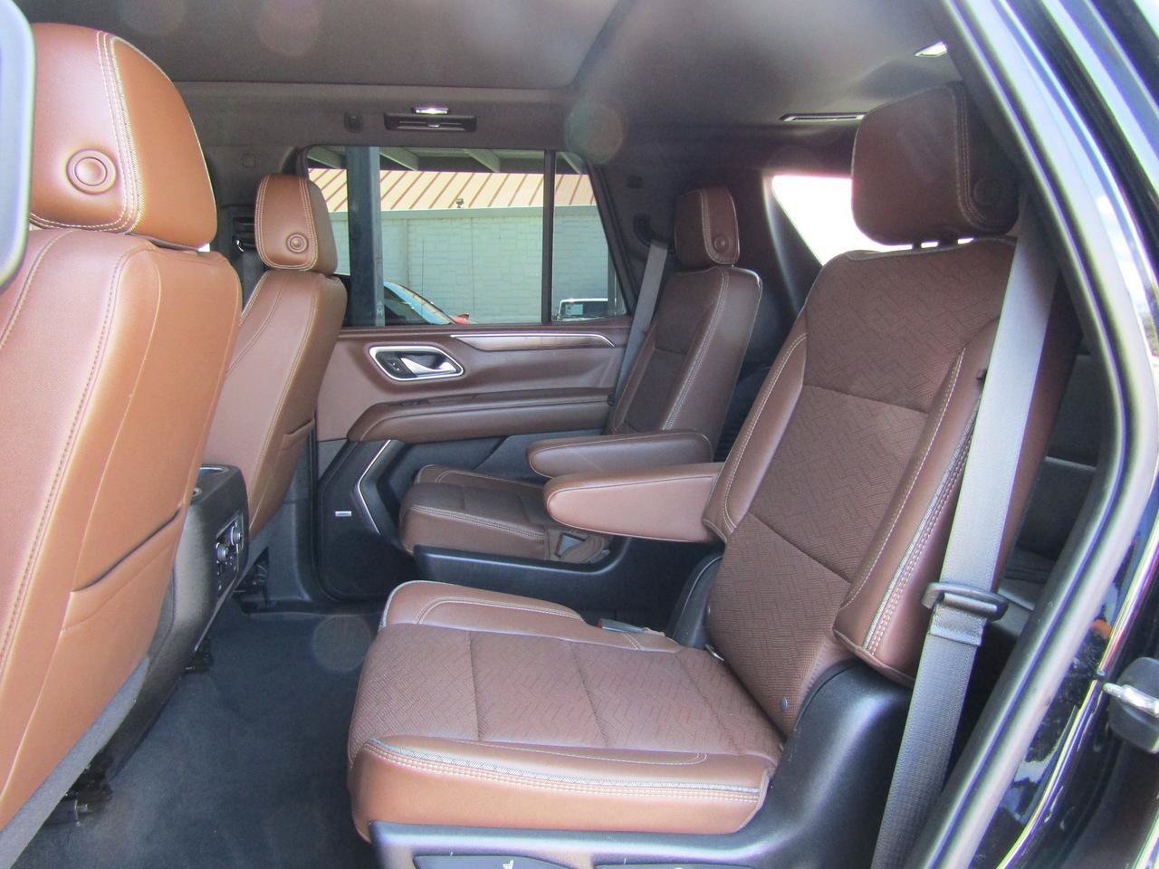 Used 2021 Chevrolet Tahoe High Country AWD/4WD image 10