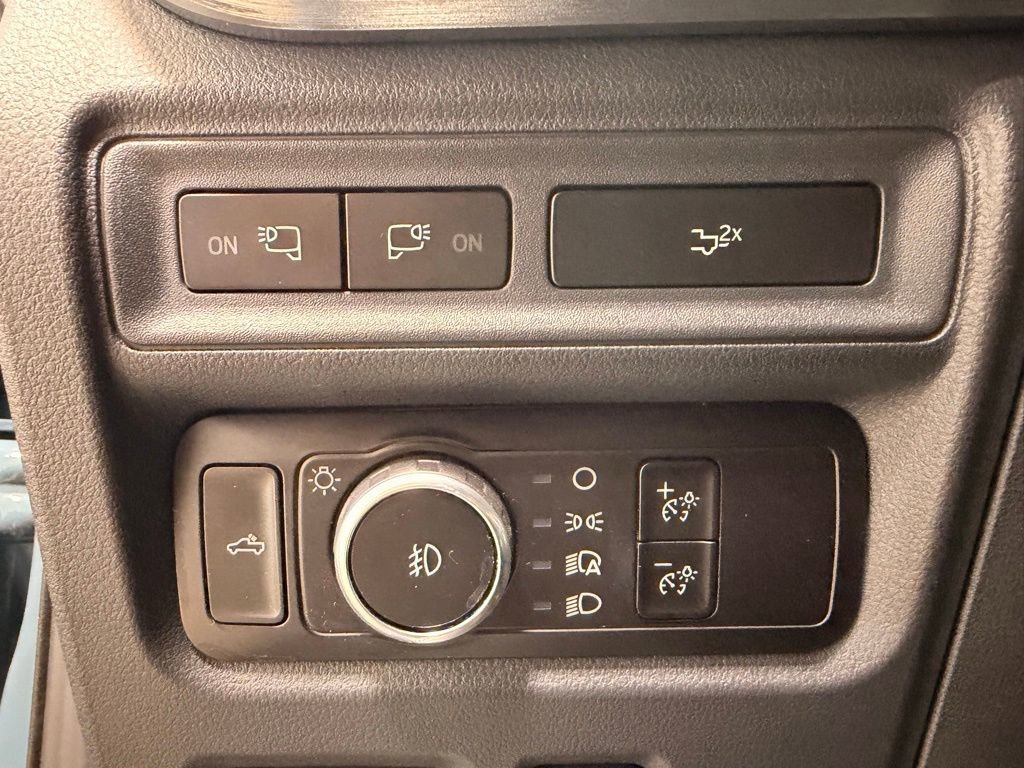 Used 2023 Ford F150 Lariat w/ Equipment Group 502A High image 28