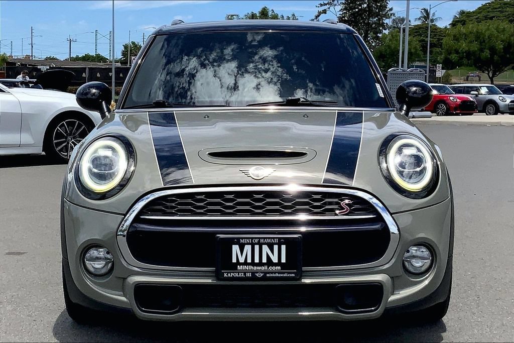 Used 2019 MINI Cooper S w/ Signature Upholstery Package FWD image 3