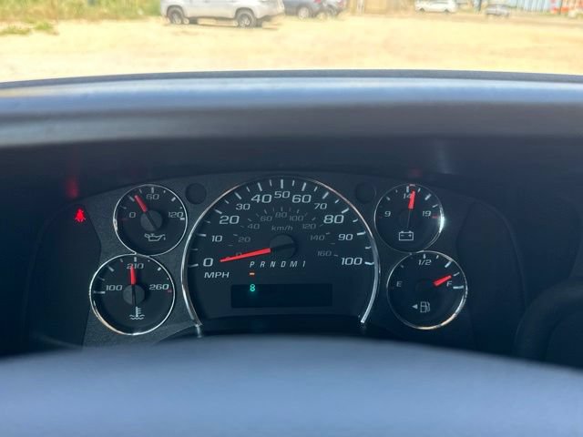 Used 2025 Chevrolet Express 2500 w/ Driver Convenience Package RWD image 12