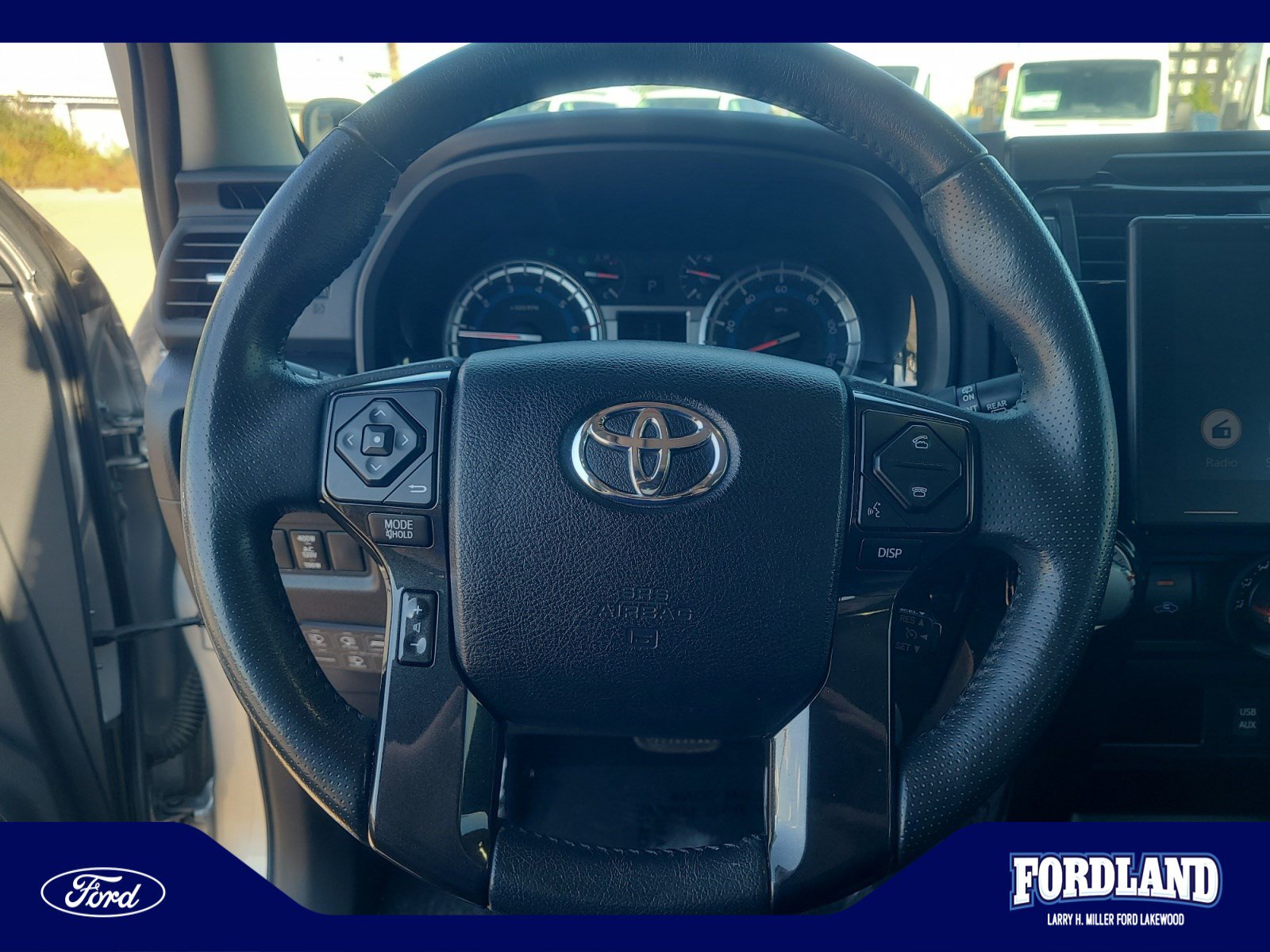 Used 2016 Toyota 4Runner Trail Premium AWD/4WD image 9