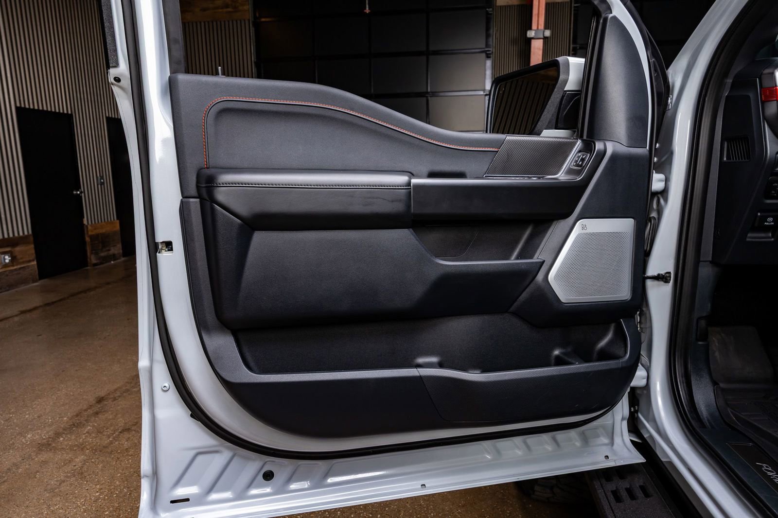 Used 2025 Ford F150 Raptor image 36