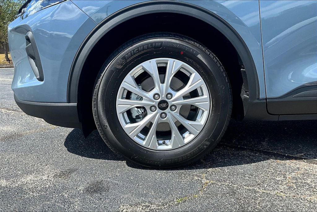 New 2026 Ford Escape Active w/ Tech Pack #1 FWD image 12