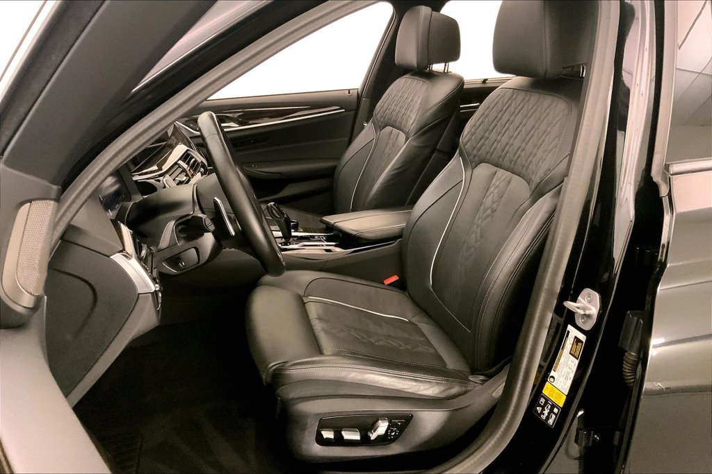 Certified 2023 BMW 540i xDrive w/ Executive Package AWD/4WD image 13