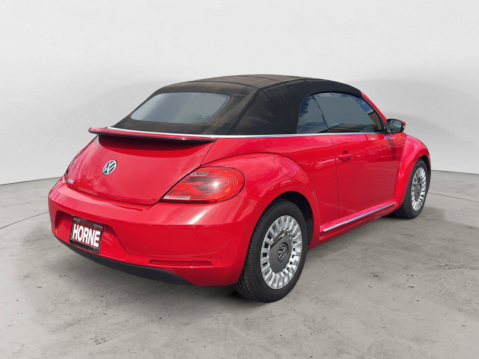 Used 2015 Volkswagen Beetle 1.8T FWD image 5
