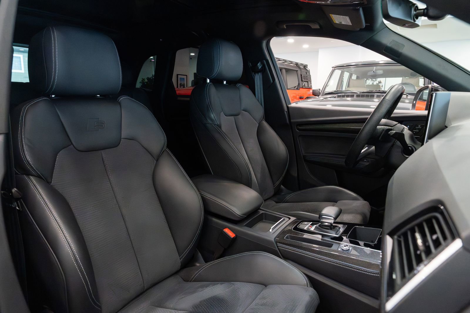 Used 2022 Audi SQ5 Premium Plus w/ Premium Plus Package image 9