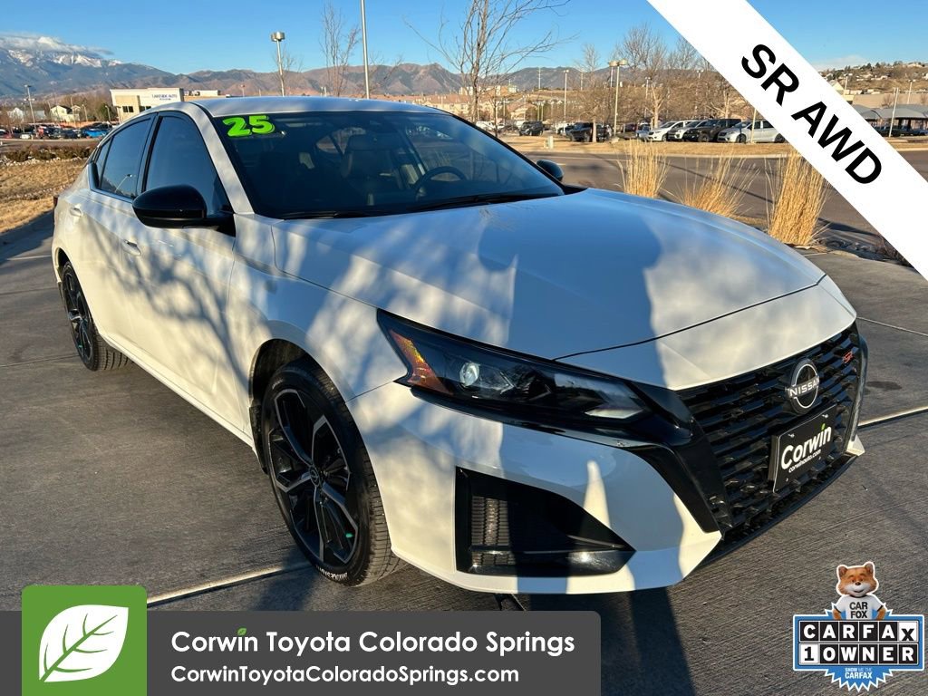 Used 2025 Nissan Altima 2.5 SR image 1