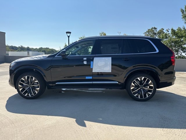 New 2026 Volvo XC90 B6 Plus w/ Protection Package Premier image 4