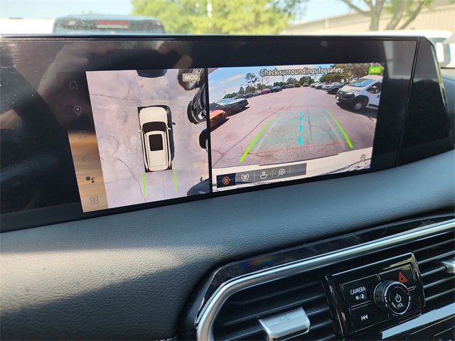 New 2025 Nissan Armada SL w/ Captain's Chari Seat Package image 14