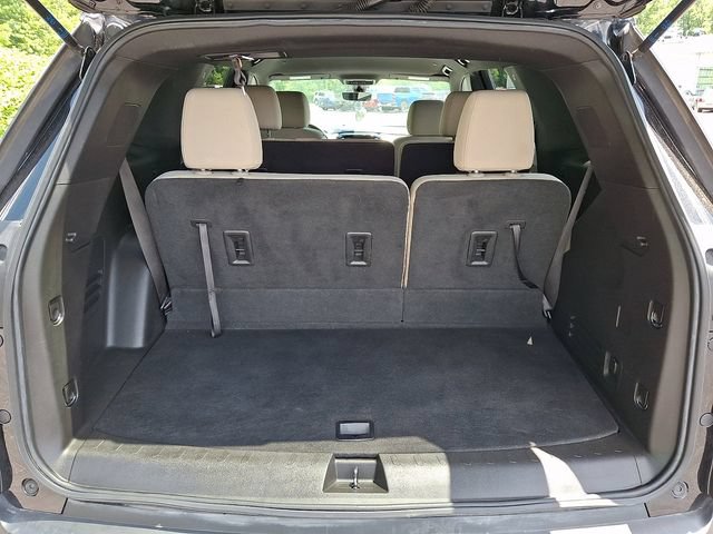 Certified 2022 Chevrolet Traverse LS w/ Midnight/Sport Edition AWD/4WD image 30