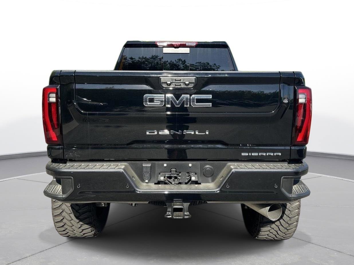 Used 2024 GMC Sierra 2500 Denali Ultimate image 7