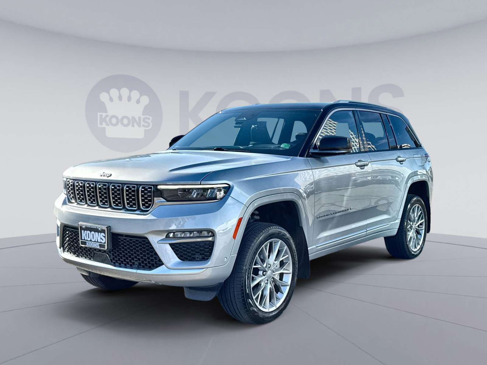 Used 2022 Jeep Grand Cherokee Summit w/ Adv Protech Group IV