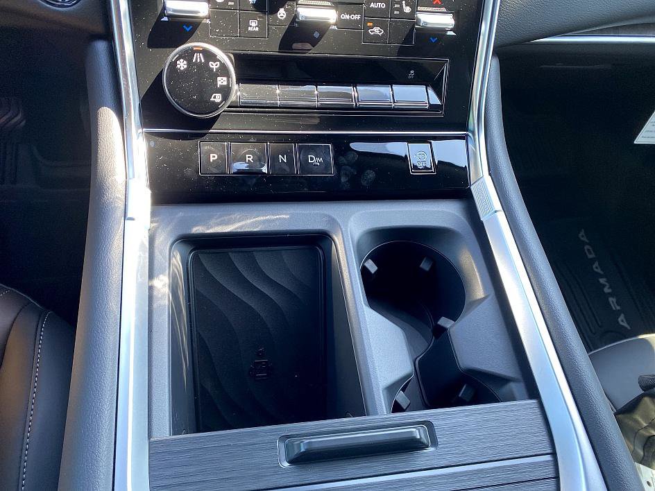 New 2026 Nissan Armada SL w/ Captain's Chari Seat Package image 15