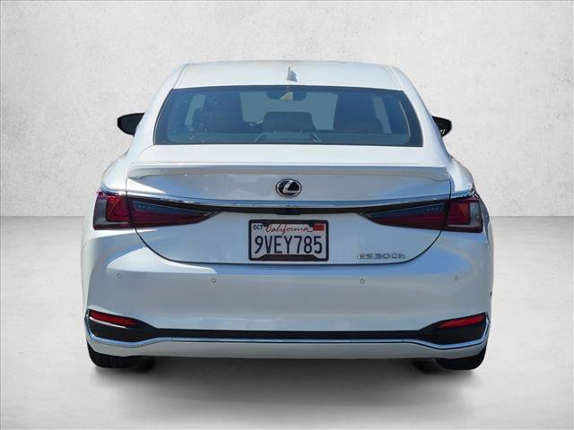 Used 2025 Lexus ES 300h w/ Premium Package FWD image 7