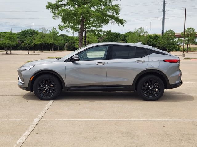 Used 2025 Buick Envista Sport Touring w/ Convenience I Package FWD image 4