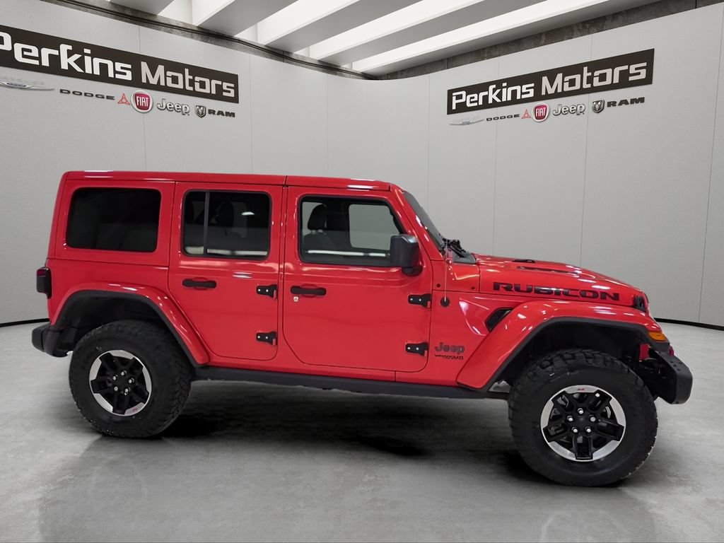 Used 2018 Jeep Wrangler Unlimited Rubicon w/ Dual Top Group AWD/4WD image 6