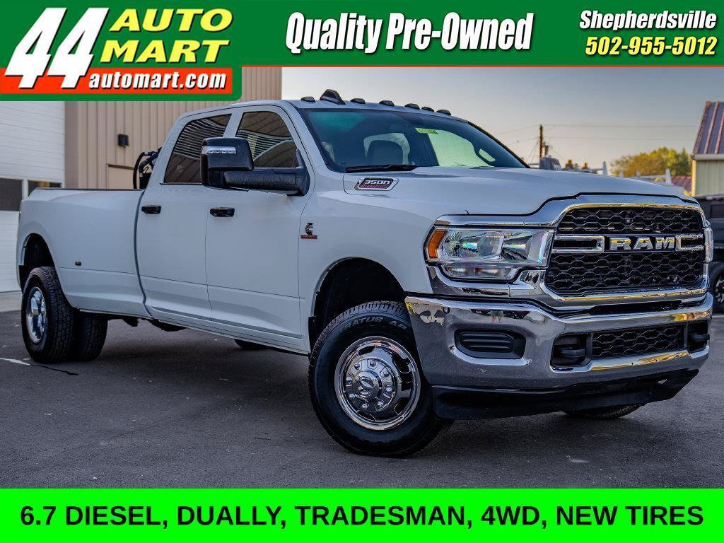 Used 2024 RAM 3500 Tradesman w/ Chrome Appearance Group AWD/4WD image 1