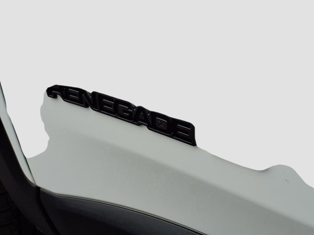 Used 2021 Jeep Renegade Latitude image 37