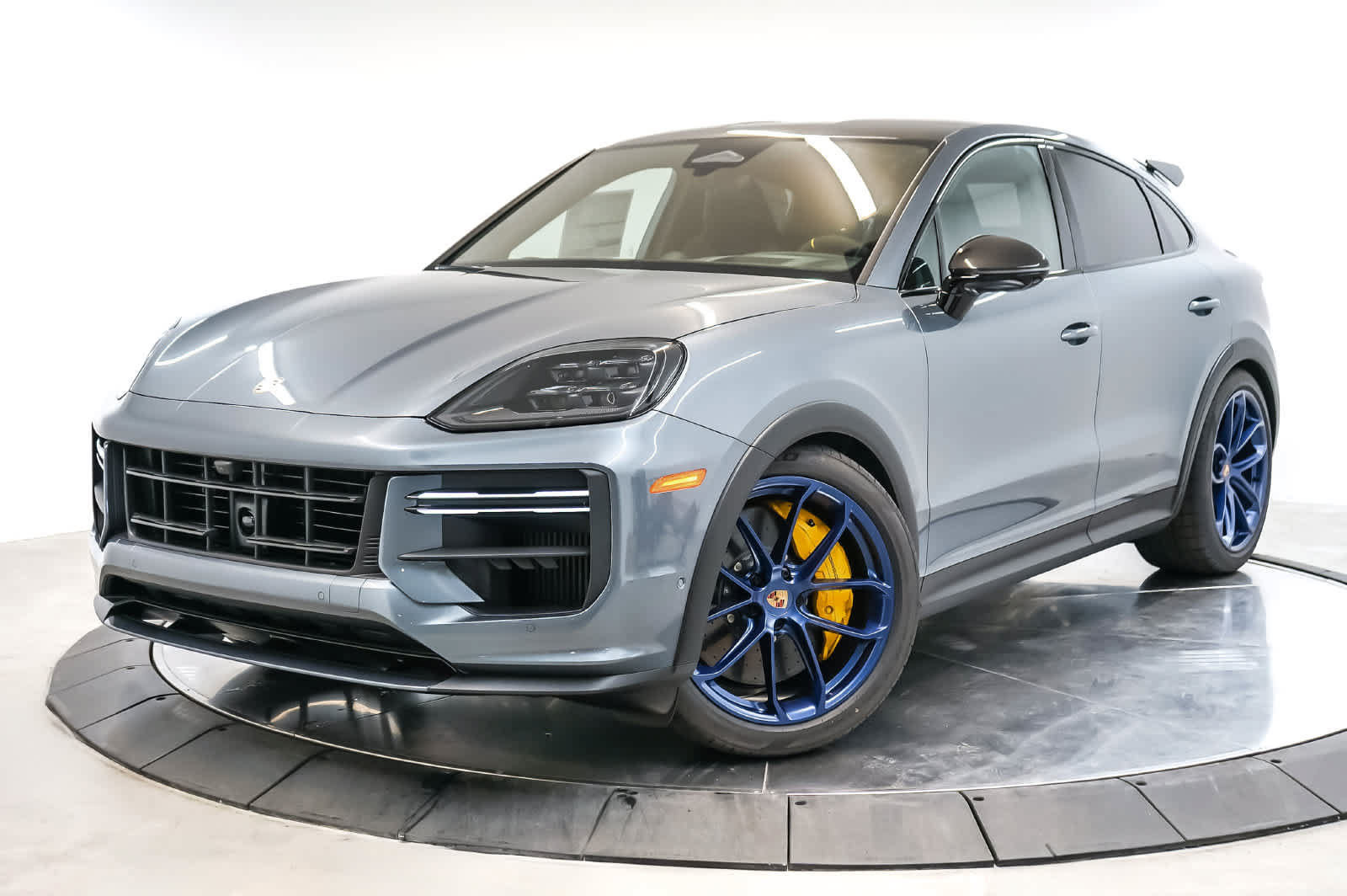 New 2026 Porsche Cayenne Turbo GT AWD/4WD image 1