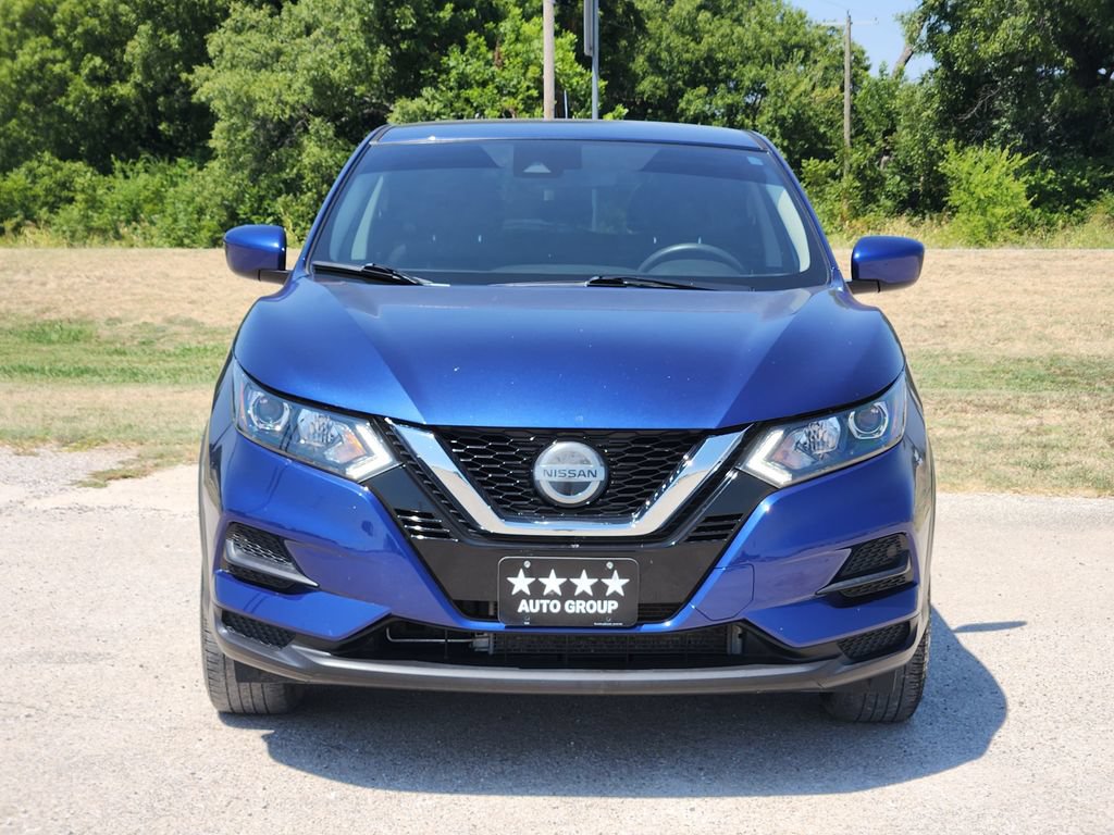 Used 2022 Nissan Rogue Sport S FWD image 2